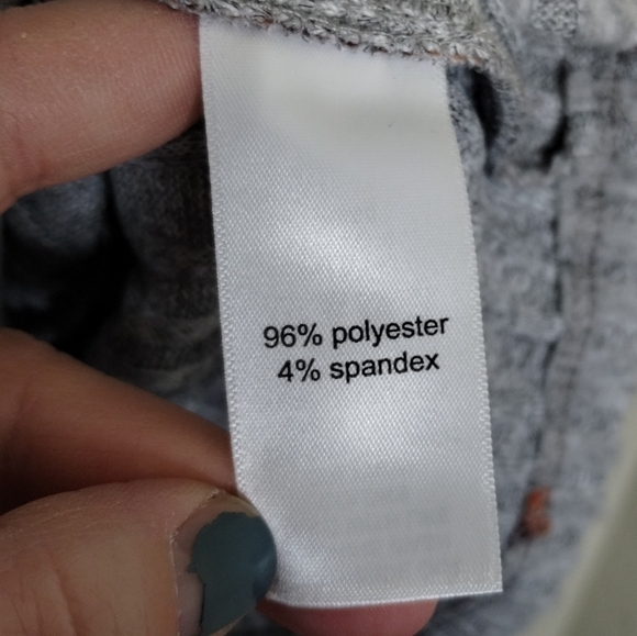 Maurices Plus Size Gray Floral Ribbed Peplum Long Sleeve Shirt size 3X - Picture 7 of 7